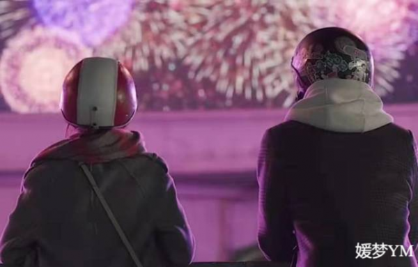 鑑賞現代愛情：《以年為單位的戀愛》票房上億，安全感是什麼？