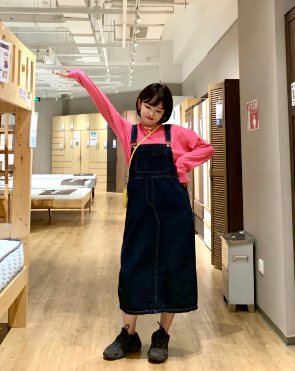 衛衣+裙子,毛衣+煙管褲,秋冬就該這麼穿,洋氣顯瘦炸了 衛衣+裙子,毛衣+煙管褲,秋冬就該這麼穿,洋氣顯瘦炸了