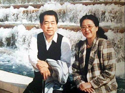 “名人”的自我標榜與吹噓 “名人”的自我標榜與吹噓