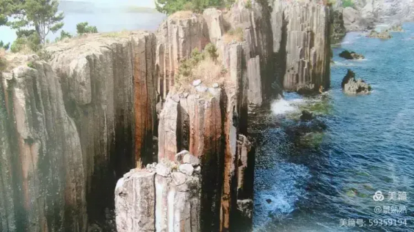 風煙滾滾唱英雄