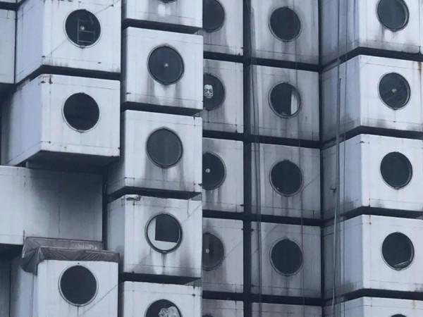 我去東京住了一晚全世界最有名的膠囊旅館，感覺就像冒險