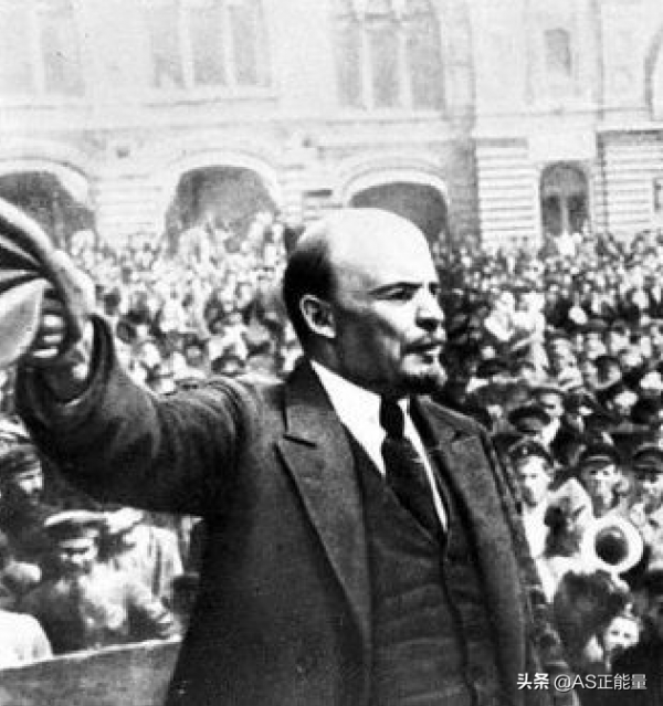 歷史上的今天：11月28日