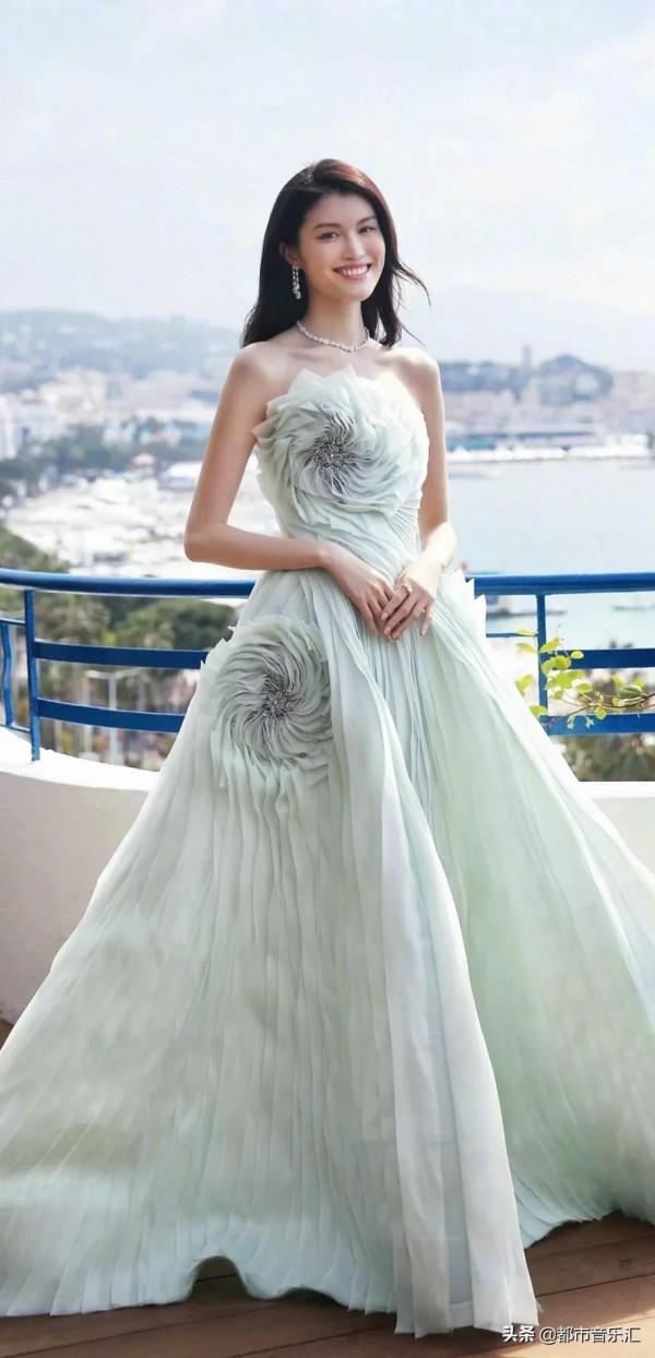 高畫質明星美圖《何穗》