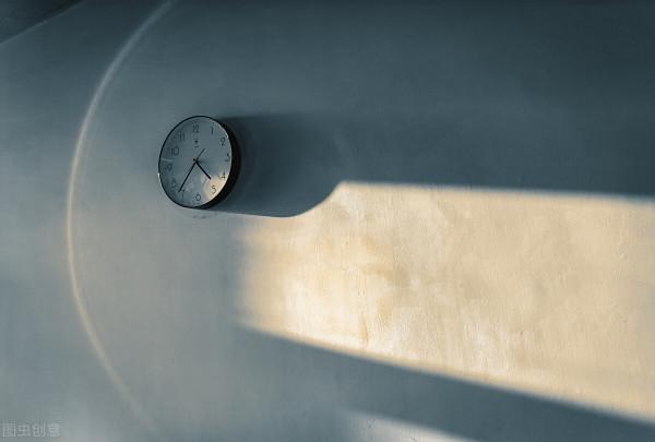 做人做事有個原則，永遠別佔別人的便宜