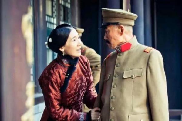 張作霖被害後,五姨太整天濃妝豔抹,將東北的淪陷推遲了三年 張作霖被害後,五姨太整天濃妝豔抹,將東北的淪陷推遲了三年