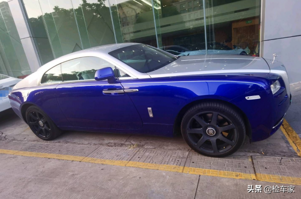 人到中年想買輛勞斯萊斯,落地超500萬的魅影七年後還值幾何 人到中年想買輛勞斯萊斯,落地超500萬的魅影七年後還值幾何