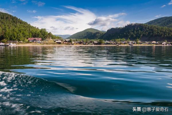 世界上最美的瑪瑙湖，裡面有一顆瑪瑙價值1.3億元