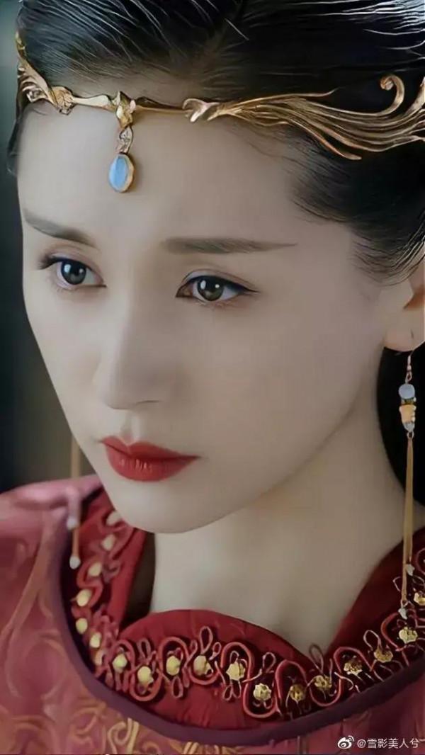 演員王子文美照