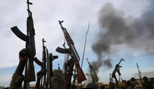 為啥不能朝天90度開槍?當年的伊拉克得到血的教訓,讓人後怕 為啥不能朝天90度開槍?當年的伊拉克得到血的教訓,讓人後怕