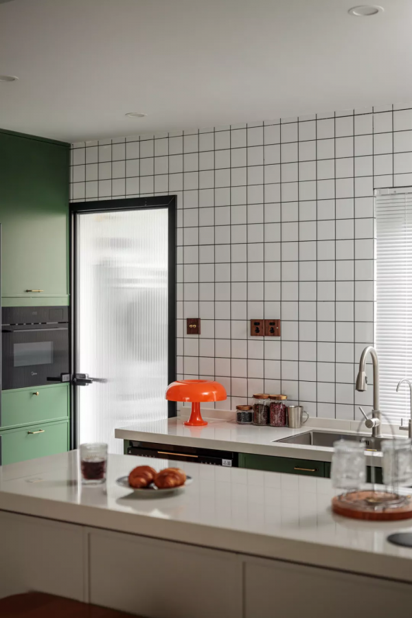 藏不住了！開室內窗，才是拯救90m² 老舊二手房的終極大招