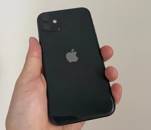 網友買全新iPhone11&OpenCurlyDoubleQuote;庫存機&rdquo;翻車，驗機發現是炸彈機
