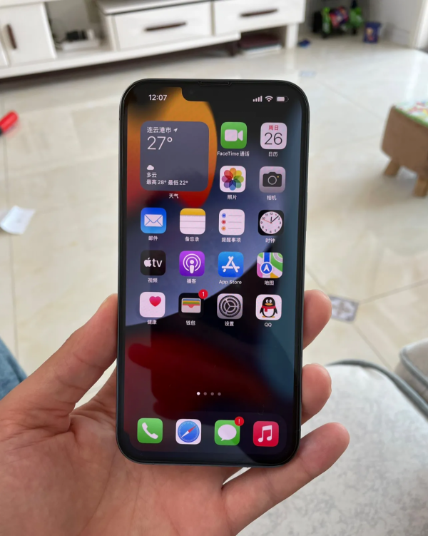 盤點手機行業三款科代表：三星S21 U、國產11 U、蘋果13 PM