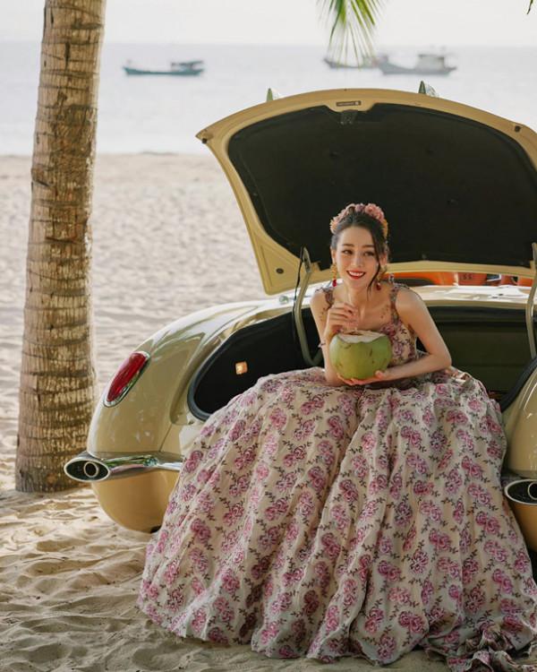 GQ走秀：熱依扎帥氣利落，熱巴藍玫瑰扮相顯得很有故事