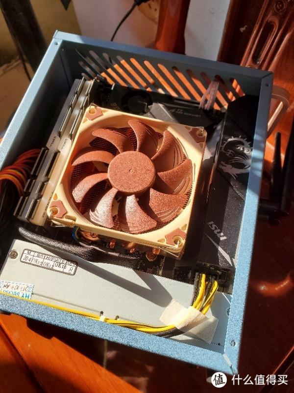 礦場大哥裝機效能小鋼炮！行動式小主機 5700G裝機分享