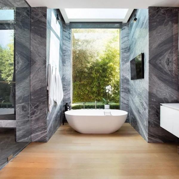 好萊塢峰谷豪庭，可以俯瞰整個好萊塢的城市美景 ​​​