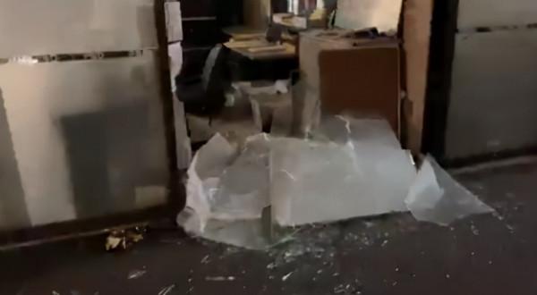 槍殺暴徒的少年判無罪，全美竟震怒？多城抗議，波特蘭陷打砸搶燒