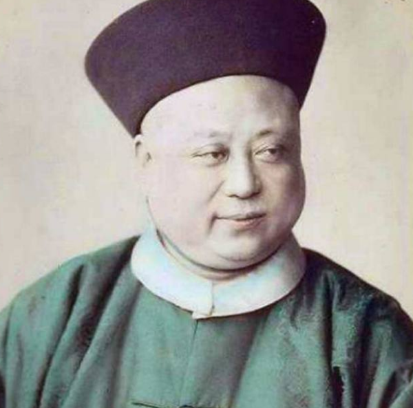 清代一考生抱著裝饅頭的麻袋參加殿試,康熙看文章後:你就是狀元 清代一考生抱著裝饅頭的麻袋參加殿試,康熙看文章後:你就是狀元