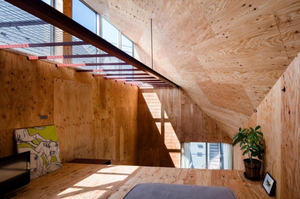 斜屋頂小白屋,暢快的自由(日式住宅) 斜屋頂小白屋,暢快的自由(日式住宅)