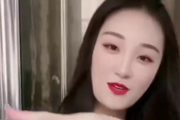 女人，有權自主今生。大衣哥的兒媳陳亞男錯在哪裡？