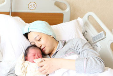 惜敗何潔無緣全國賽,喪女又離婚,超女馮家妹到底有多不走運? 惜敗何潔無緣全國賽,喪女又離婚,超女馮家妹到底有多不走運?