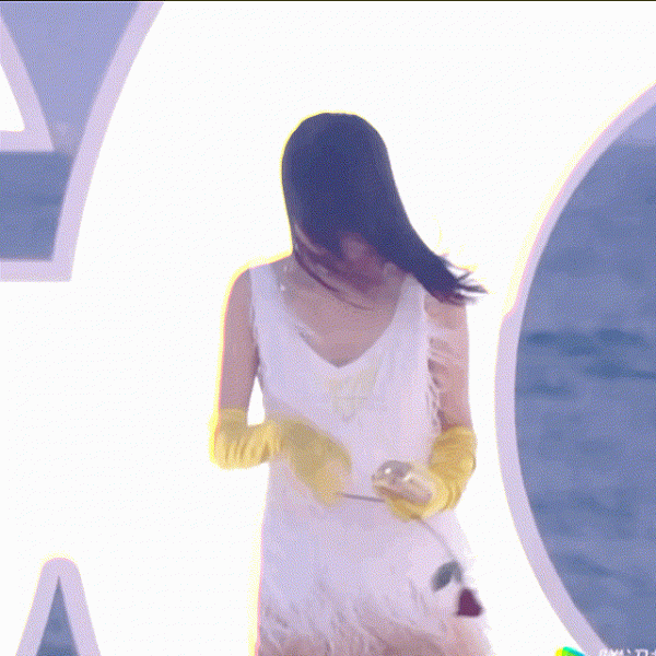 誰來救救關曉彤