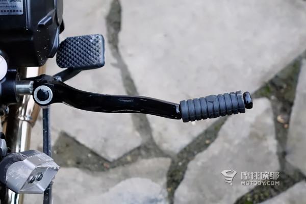 試駕報告：宗申WEEK8，萬元內配備靈魂啟動杆的輕派復古車