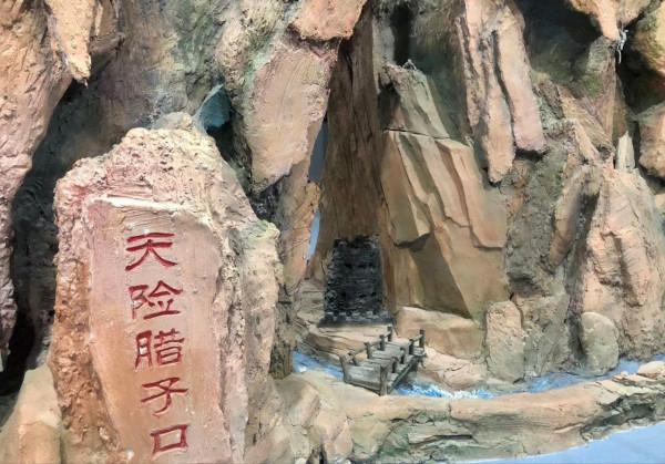 時隔20年,毛主席念念不忘“張瘋子”,授銜儀式上緊緊握住他的手 時隔20年,毛主席念念不忘“張瘋子”,授銜儀式上緊緊握住他的手