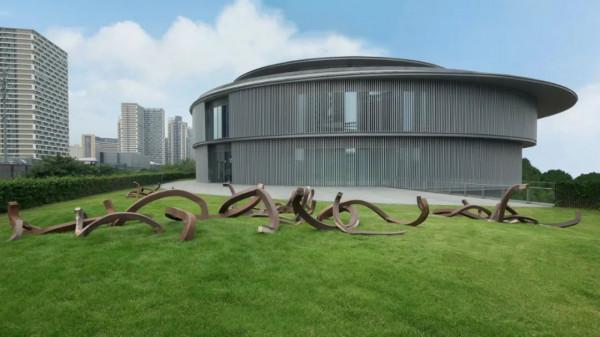 這個美術館“出圈“了，理由居然是“拍個窗”