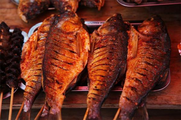 推薦丨這個冬天，請你到雲南邊烤火邊吃美食！