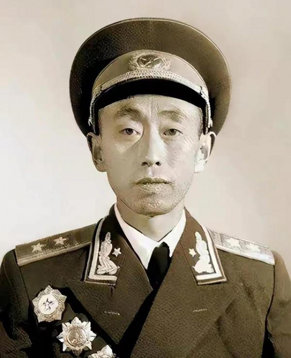 2000年，鄭維山臨終前，給中央寫了一封信，張萬年批示：非常感人