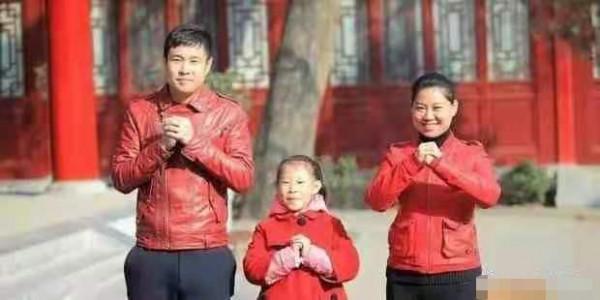 5位星二代,一看就知道是誰的孩子,父母的標誌性特徵被完美繼承 5位星二代,一看就知道是誰的孩子,父母的標誌性特徵被完美繼承