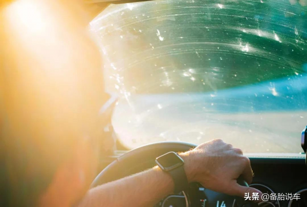 雨刮刮不乾淨，是不是一定要換？