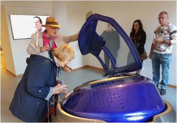 一鍵去世？“安樂死艙”在瑞士透過審批，研發者：僅需30秒、無窒息感