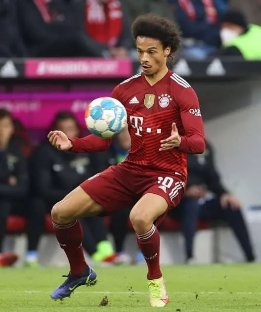 皮克福德的短褲，讓人直呼辣眼