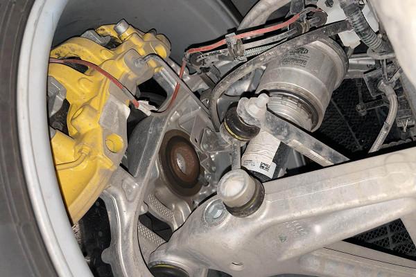 欺軟怕硬，二手法拉利488賣家聲稱原版原漆，檢測後乖乖退還定金