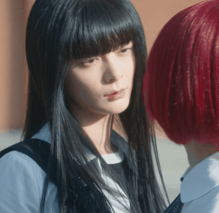 女星校服造型難駕馭？有人32歲仍像高中生，有人像媽偷穿女兒衣服