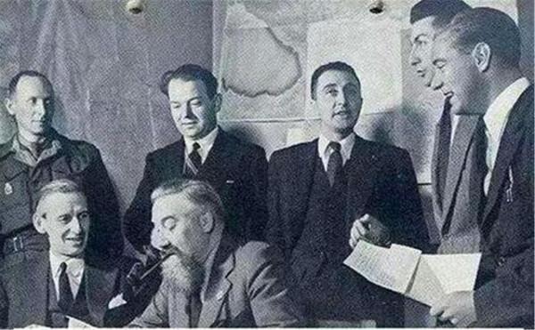 國際巨騙賣埃菲爾鐵塔，竟2次成功賣給收廢品的，咋辦到的？