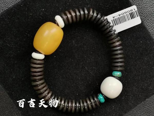 男士對蜜蠟也是情有獨鍾