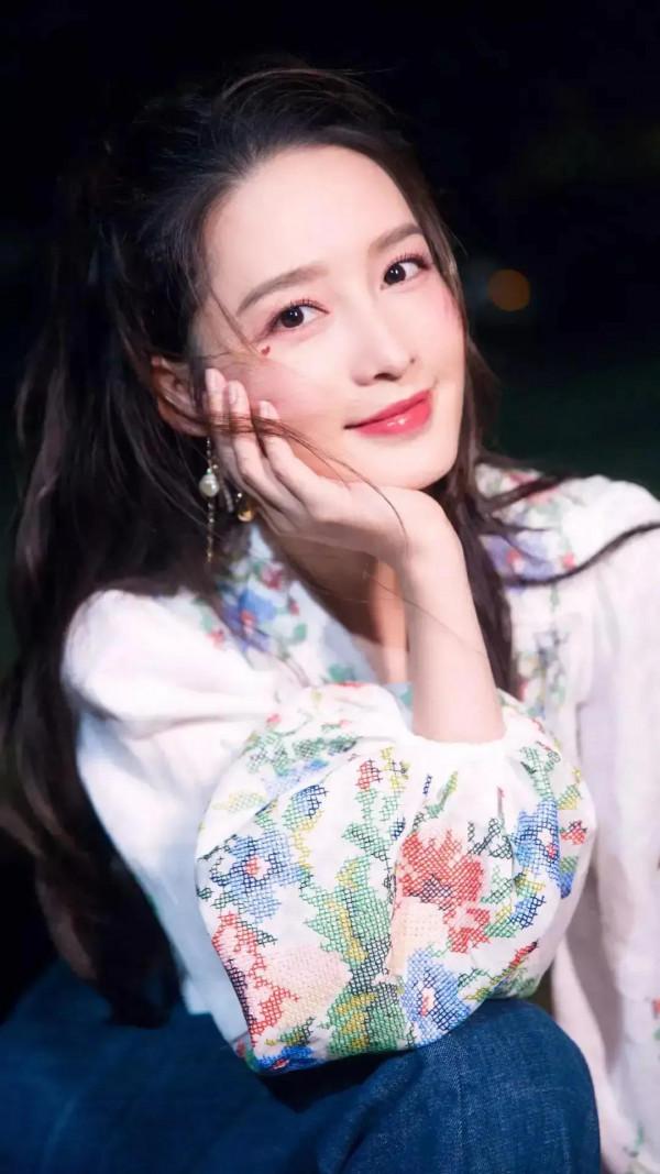 李沁寫真集 李沁寫真集