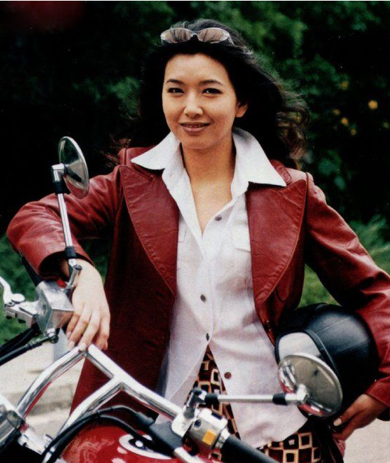 江珊,就這樣錯過了靳東,午夜夢迴時她是否後悔過? 江珊,就這樣錯過了靳東,午夜夢迴時她是否後悔過?