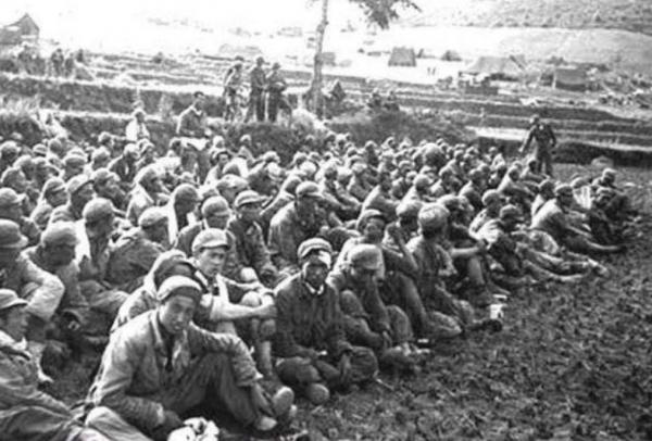 胡清河:金門戰役被俘後,胸前系兩個籃球,遊了11小時回大陸 胡清河:金門戰役被俘後,胸前系兩個籃球,遊了11小時回大陸