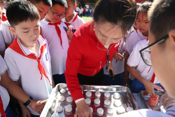 朝實校區舉辦“彩雲追月，情滿中秋”沉浸式體驗教育活動