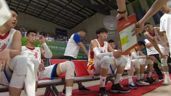 五大國手首發,張鎮麟閃耀,周琦降維打擊,遼寧隊給東道主上課 五大國手首發,張鎮麟閃耀,周琦降維打擊,遼寧隊給東道主上課