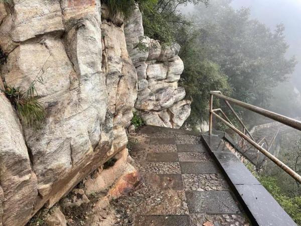 鄭州驢友團八龍潭穿越盧崖瀑布 鄭州驢友團八龍潭穿越盧崖瀑布