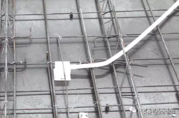 土建採用鋁模、裝配式施工時，機電如何配合預埋？