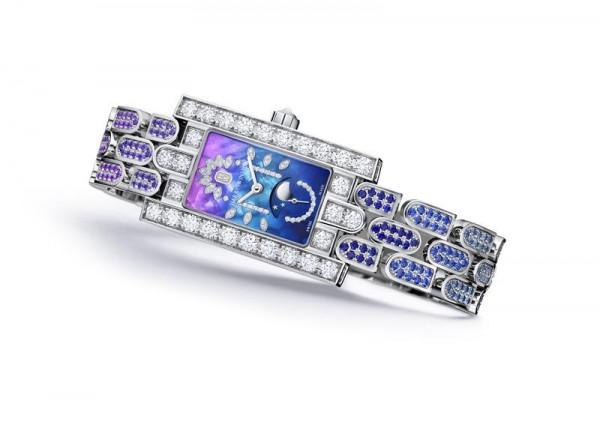 手錶上一輪明月陰晴圓缺超美！原來中秋節也可「讀時賞月」