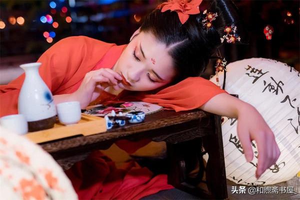 民間故事：迎親路上遇紅狐，新娘臉上變色，堅持回孃家逃過一劫