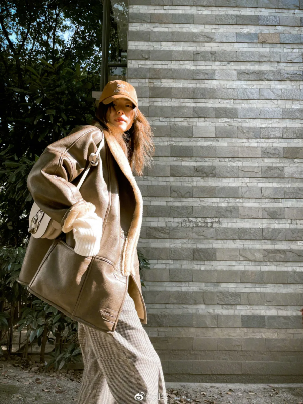 鐵打的宋慧喬，流水的年下男