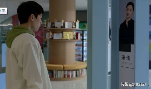 黃磊用三部劇構建了自己的“小宇宙”，新劇開播就拿下收冠