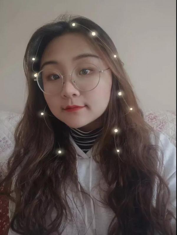 湖北女學霸：考研985，連拿4年獎學金，關鍵顏值還很高